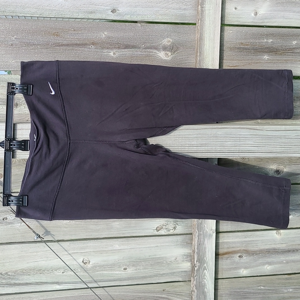 Nike Dri-Fit Legging Capri in Black